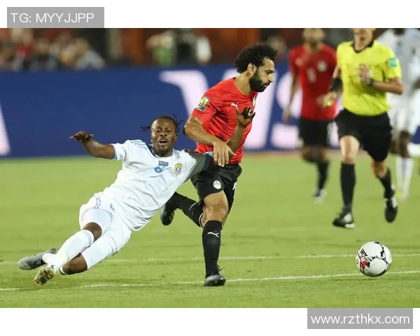 坦桑尼亚女子足球队与埃及队的激烈对决展现非洲足球魅力与实力