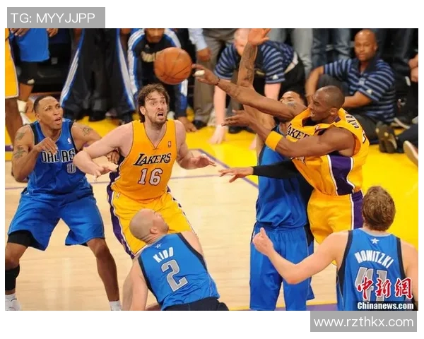 湖人对决小牛竞彩分析与预测全方位解读比赛走势与球员表现